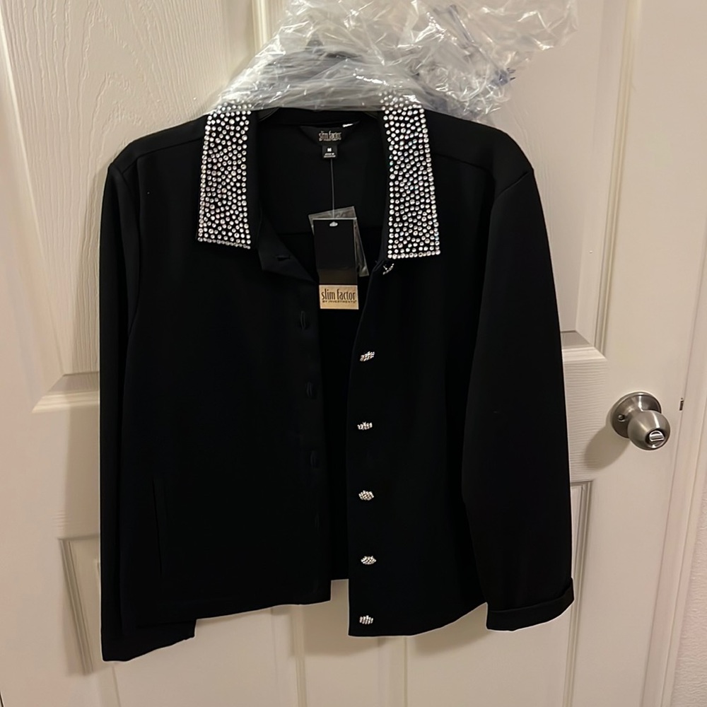 Slim factor, medium dress jacket